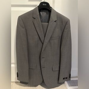 MENS HUGO BOSS SUIT